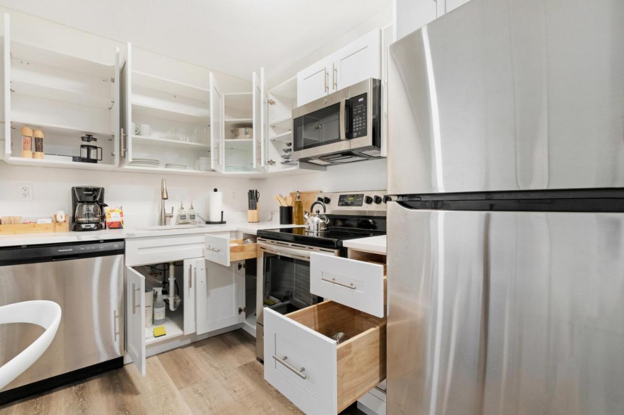 Roami At Clematis Street Lofts Aparthotel Уест Палм Бийч Екстериор снимка